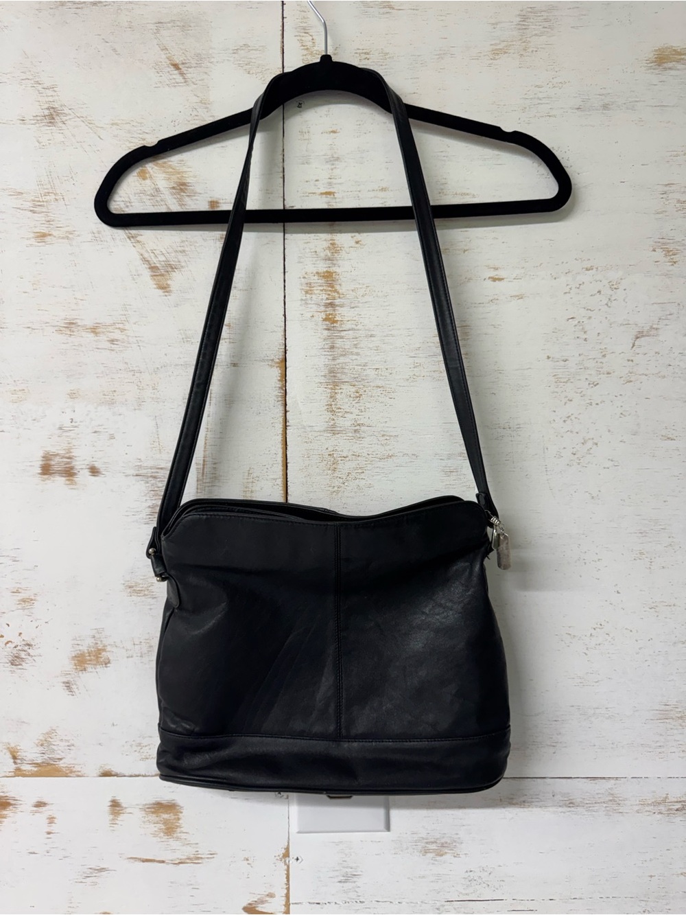 Vintage Desirée Black Crossbody Bag Snap Closure Silver Hardware Lined Buckle